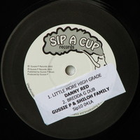 artworks-000056951768-9famdd-t200x200