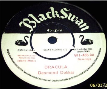 desmonddekker_dracula_aside
